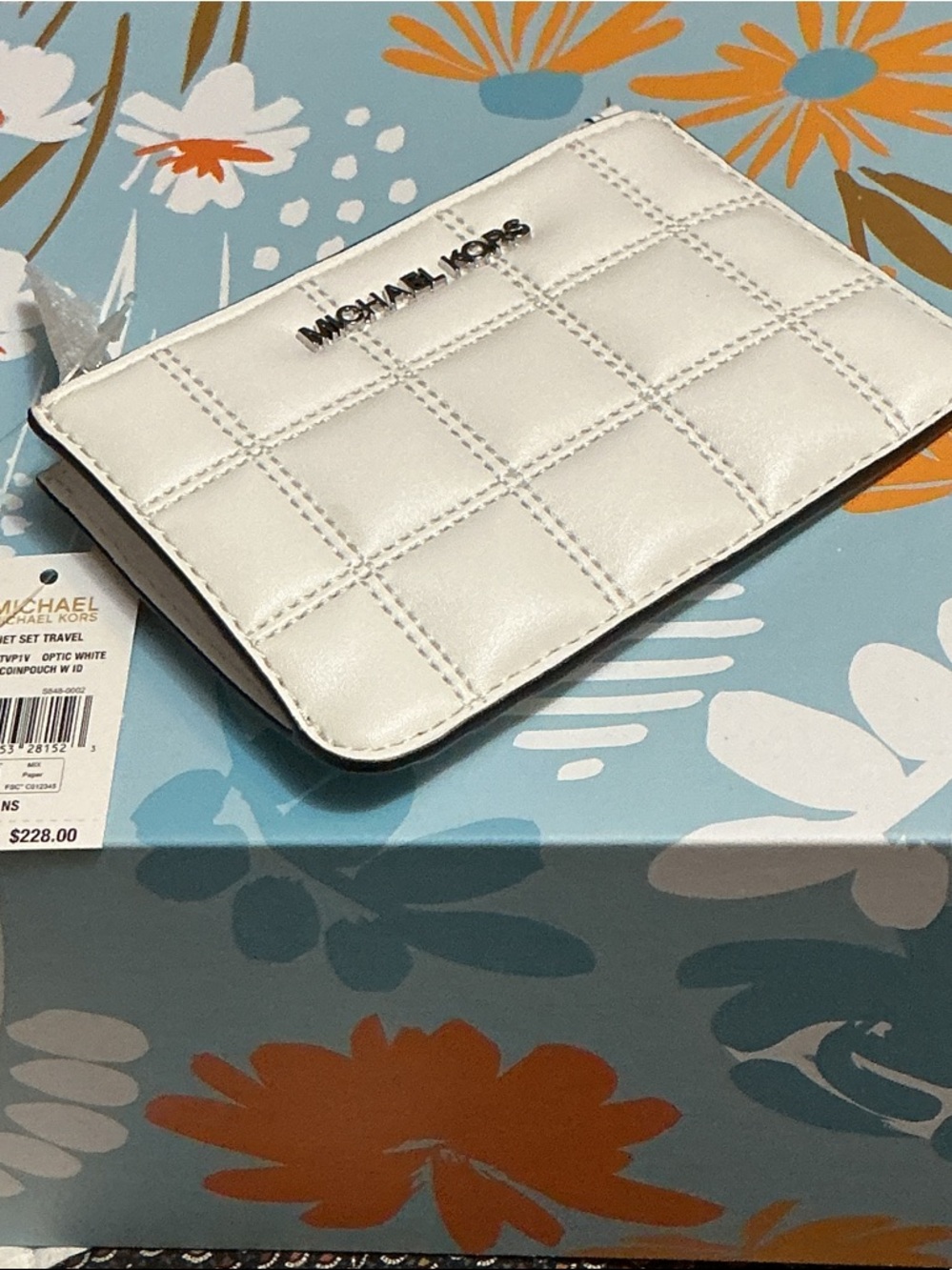 Michael Kors White Jet Set Quilted Leather Card/Coin Case w/key ring